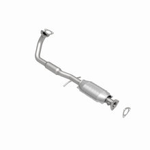 Load image into Gallery viewer, MagnaFlow Conv DF 01-02 Saturn SC/SL/SW Series 1.9L Rear CA Emission (49 State)