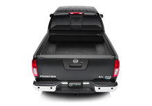 Load image into Gallery viewer, Retrax 2022 Nissan Frontier Crew Cab 5ft. Bed RetraxPRO MX