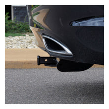 Load image into Gallery viewer, Curt 12-17 Hyundai Azera Class 1 Trailer Hitch w/1-1/4in Receiver BOXED