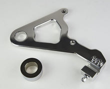 Load image into Gallery viewer, Wilwood Caliper Mounting Kit Polished w/Bracket GP310 2000-06 FLH/FLT