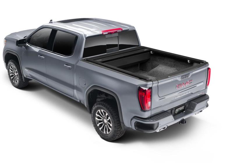 Retrax 19-23 Chevy & GMC 1500 5.8ft Bed Carbon Pro Bed PowertraxONE XR