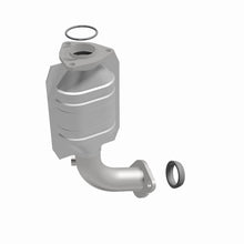 Load image into Gallery viewer, MagnaFlow Direct Fit Catalytic Converter 01-02 Kia Sportage Rear