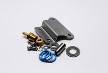 Load image into Gallery viewer, Fuelab Bracket &amp; Hardware Kit for 535xx/545xx Series Regulators