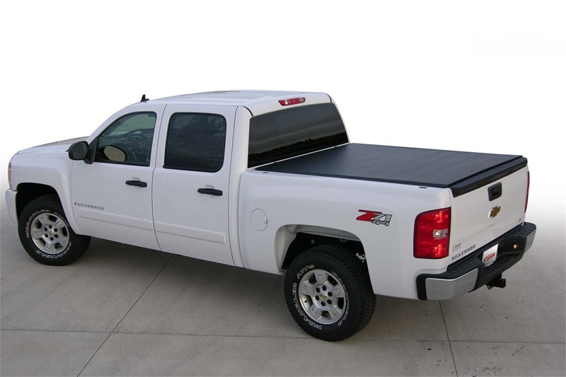 Access Toolbox 07-19 Tundra 5ft 6in Bed (w/o Deck Rail) Roll-Up Cover