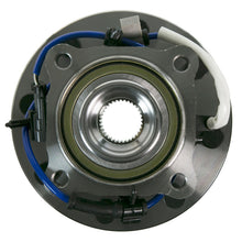 Load image into Gallery viewer, MOOG 2007 Chevrolet Silverado 2500 HD Classic Front / Rear Hub Assembly