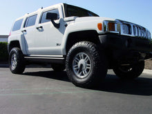 Load image into Gallery viewer, AMP Research 2005-2010 Hummer H3 PowerStep - Black - GTR Auto