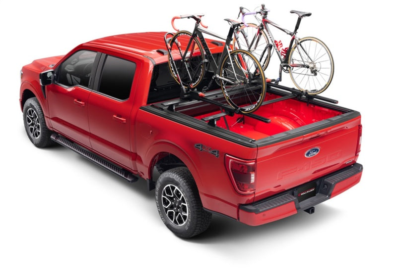 Roll-N-Lock 19-22 RAM 1500 (w/o Swing Gate - 76.3in. Bed) A-Series XT Retractable Tonneau Cover