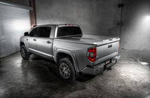 Load image into Gallery viewer, UnderCover 18-20 Toyota Tundra 6.5ft Elite LX Bed Cover - Vintage Brown