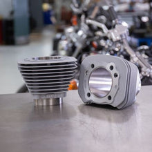 Load image into Gallery viewer, S&amp;S Cycle 86-21 Sportster Models 1250cc 3 9/16in Bore Cylinder Set - Silver