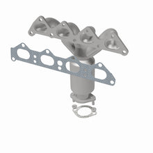Load image into Gallery viewer, MagnaFlow Direct Fit Catalytic Converter 05-08 Kia Sportage 2.0L