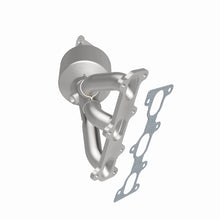 Load image into Gallery viewer, MagnaFlow Direct Fit Catalytic Converter 05-07 Kia Sportage 2.7L Passenger Side