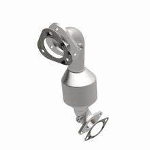 Load image into Gallery viewer, MagnaFlow Converter Direct Fit 10-17 Ford Taurus/10-16 Lincoln MKT V6-3.5L