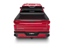 Load image into Gallery viewer, Truxedo 15-20 GMC Canyon &amp; Chevrolet Colorado w/Sport Bar 5ft Lo Pro Bed Cover - GTR Auto