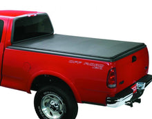 Load image into Gallery viewer, Lund 00-06 Toyota Tundra (6ft. Bed Excl. Stepside) Genesis Snap Tonneau Cover - Black