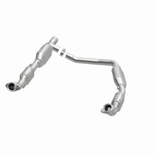 Load image into Gallery viewer, MagnaFlow Conv DF 05-07 Ford E-250/E-350 Econoline V8 5.4L