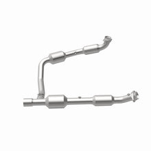 Load image into Gallery viewer, MagnaFlow Conv Direct Fit 05-06 Ford E-350 Super Duty 5.4L