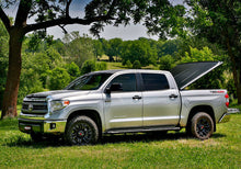 Load image into Gallery viewer, UnderCover 16-20 Toyota Tacoma 6ft SE Bed Cover - Black Textured (Req Factory Deck Rails)