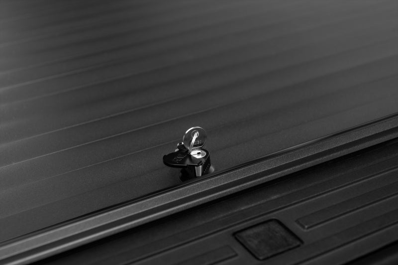 Roll-N-Lock 14-18 Chevy Silverado/Sierra 1500 XSB 68in A-Series Retractable Tonneau Cover