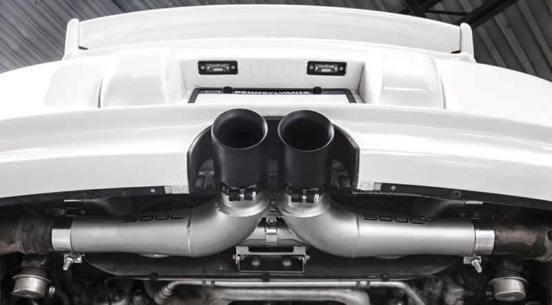 SOUL 06-11 Porsche 997 / 997.2 GT3 Center Muffler Bypass Exhaust - 3.5in Black Double Wall Tips