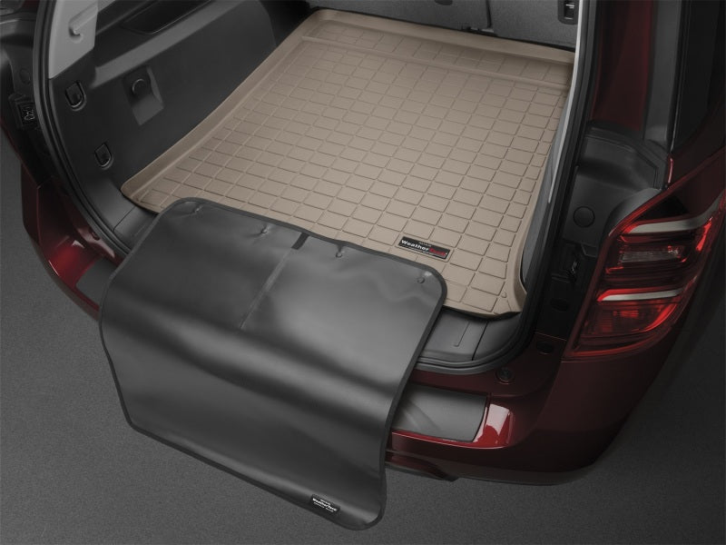 WeatherTech 17-21 Honda Civic Cargo Liner w/Bumper Protector - Black