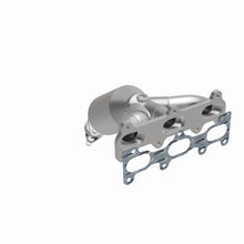 Load image into Gallery viewer, MagnaFlow Direct Fit Catalytic Converter 05-08 Hyundai Tucson/Kia Sportage 2.7 L P/S Manifold AWD