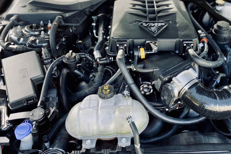 J&amp;L 15-23 Ford Mustang GT/15-20 Ford Mustang GT350 Passenger Side Oil Separator 3.0 - Black Anod