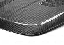 Load image into Gallery viewer, Seibon 05-12 Range Rover Sport TM-Style Carbon Fiber Hood