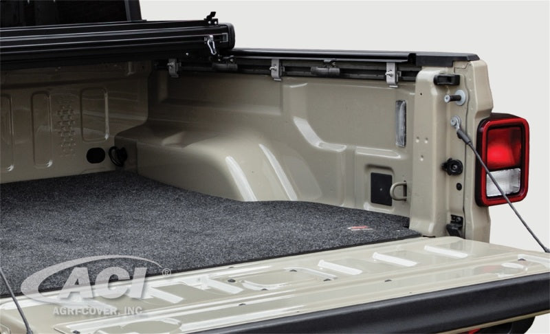 Access LOMAX Tri-Fold Cover 2020 Jeep Gladiator 5ft Box (w/ Trail Rail) Diamond Plate