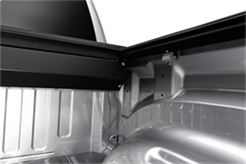 Roll-N-Lock 2019 Chevrolet Silverado 1500 SB 77-3/4in A-Series Retractable Tonneau Cover