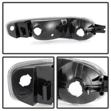Load image into Gallery viewer, xTune GMC Sierra Denali 00-06 Bumper Lights Clear CBL-GD00-C