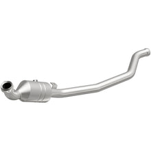 Load image into Gallery viewer, Magnaflow Conv DF 2006-2011 R350 3.5 L Underbody